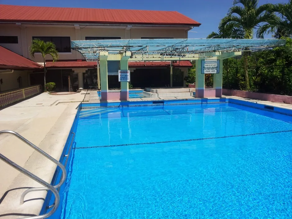 Courtyard swimming pool