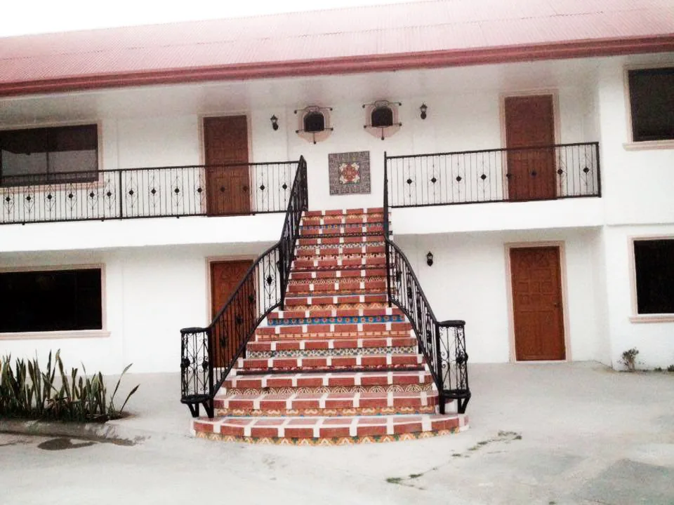 Casa Blanca group room